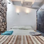 Villa La Bodeguita House *