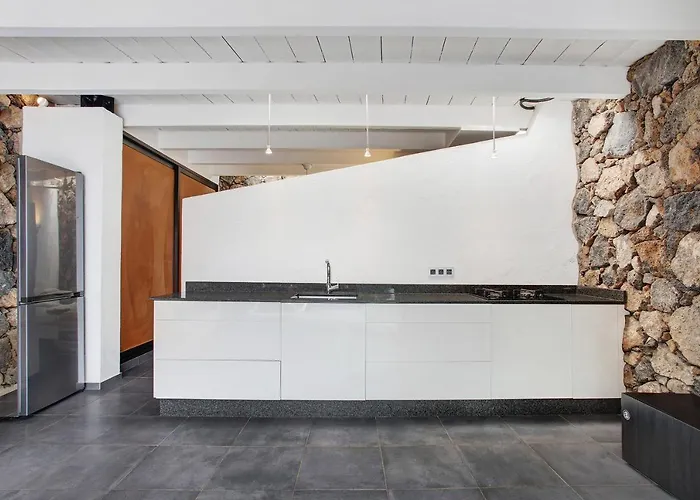 Villa La Bodeguita House